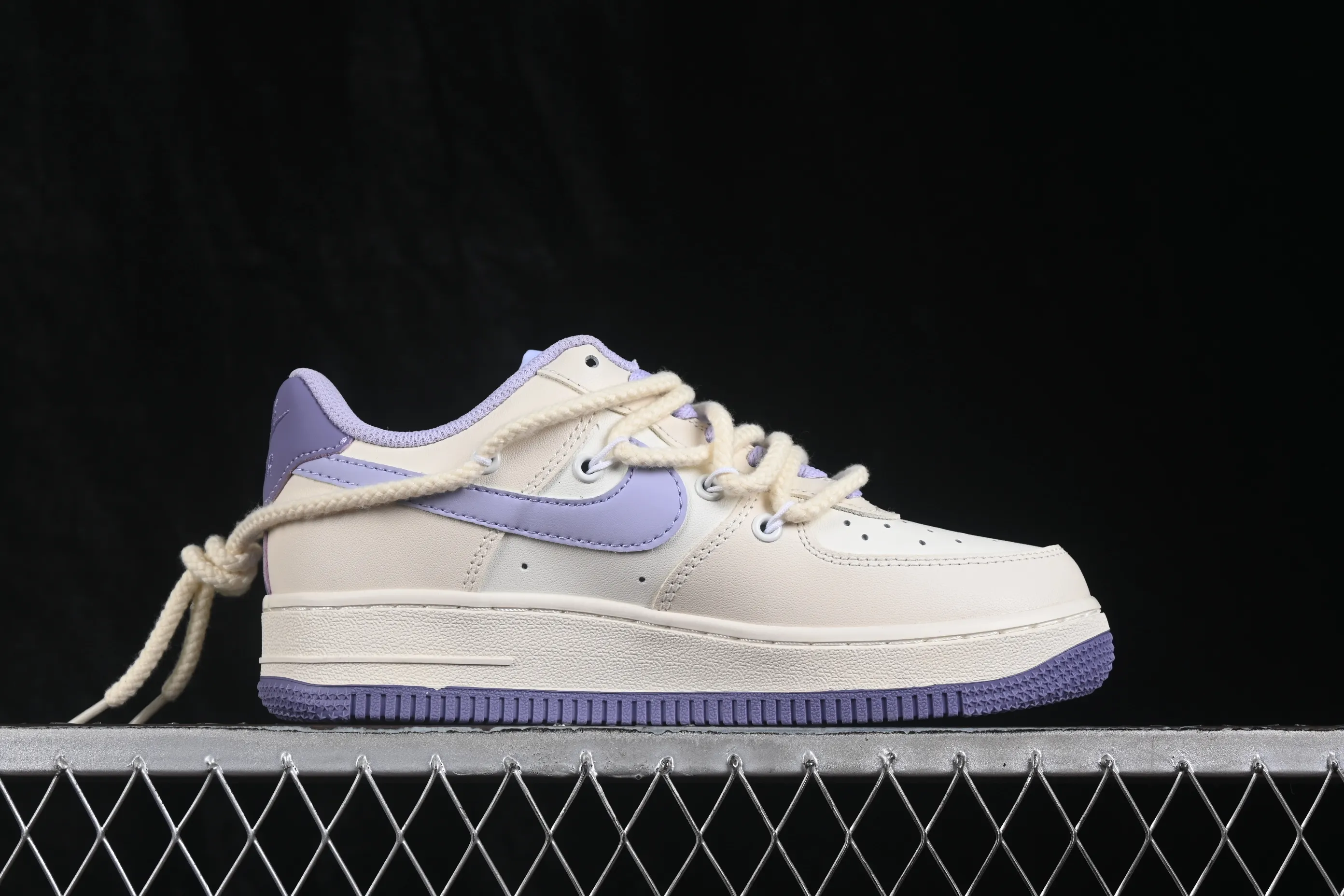 All categories Nk Air Force 1 Air Force series Nk Air Force 1 Low Air Force low-top Nike Air Force 1'07 Low "Taro Leopard" Hand-painted graffiti Taro leopard print Air Force 1 low-top casual sneakers FJ7740-111
